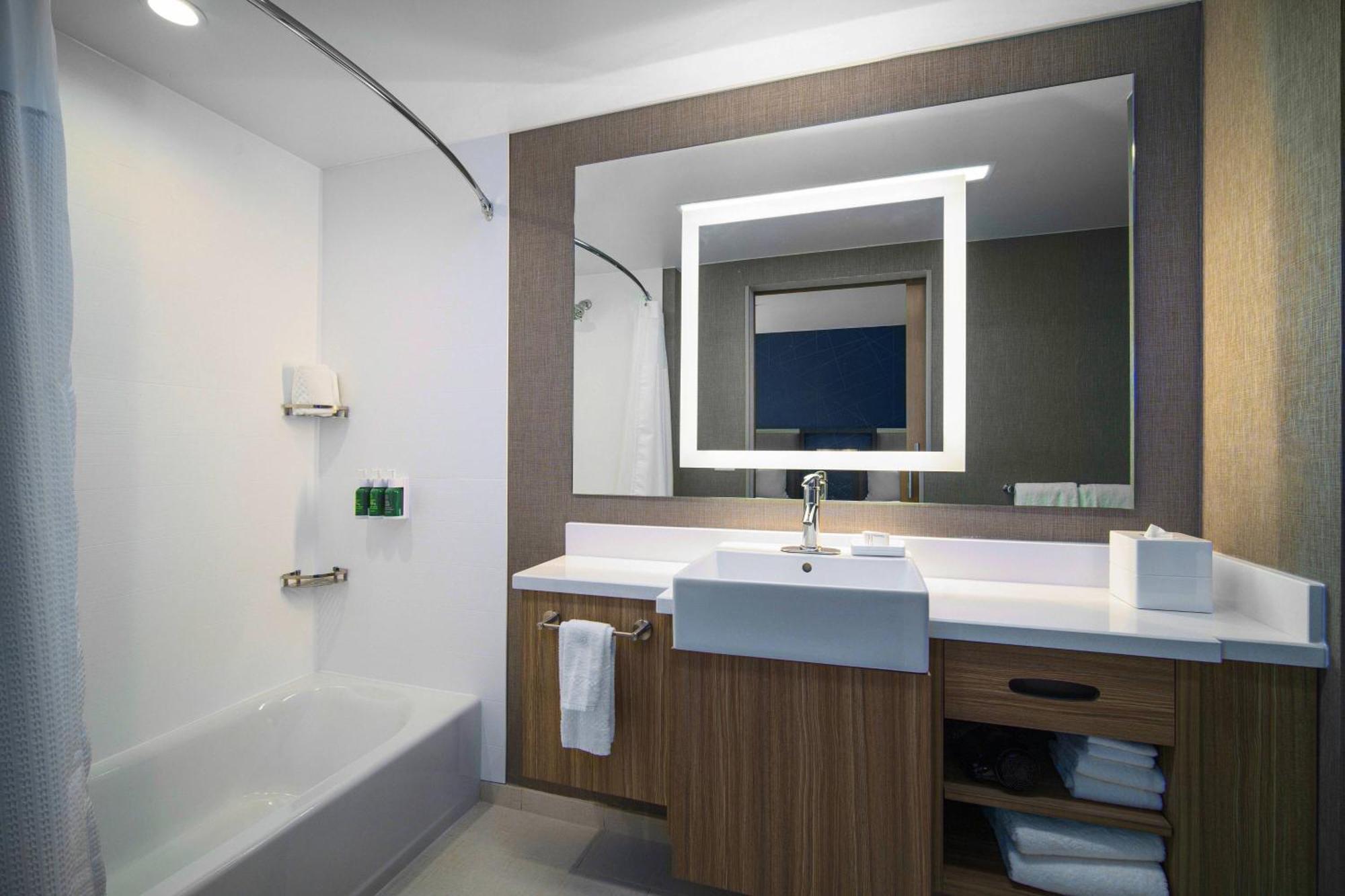 Springhill Suites By Marriott Phoenix Goodyear Exterior foto